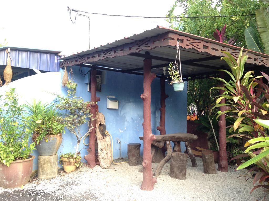 The Box Chalet Langkawi Exterior photo