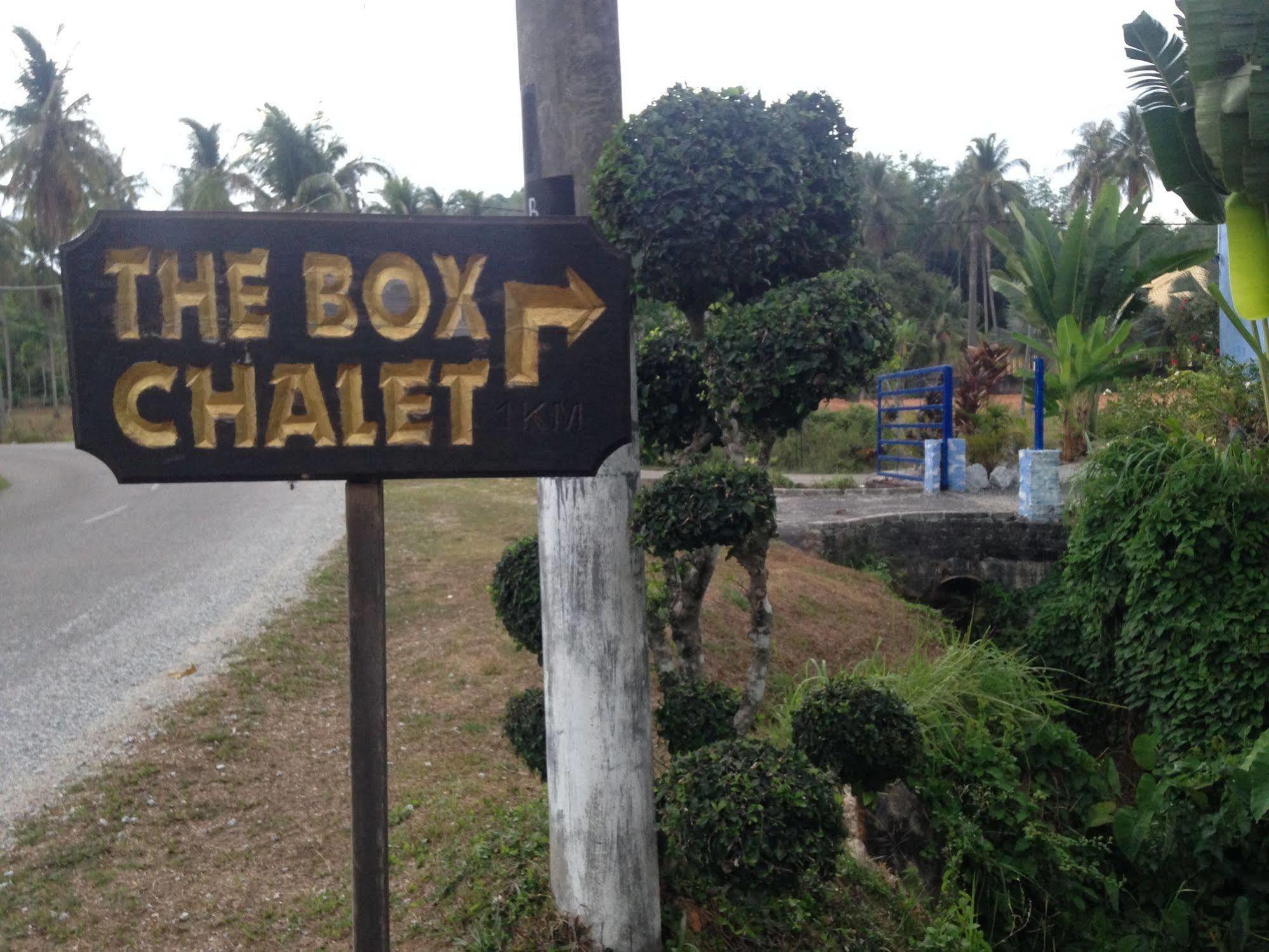 The Box Chalet Langkawi Exterior photo